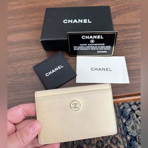 Chanel card holder pre owned